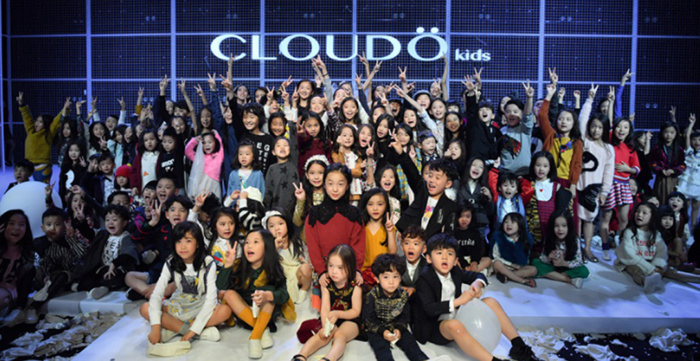 “Cloudo Kids之夜”网罗一线童装  超模搭萌娃演绎秋冬时尚