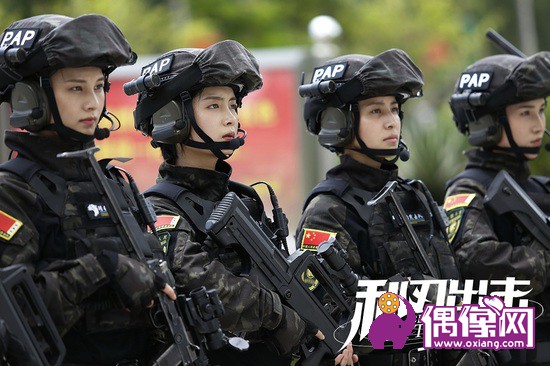 《利刃出击》杨烁牟星实力演绎防狼新招式 一招致敌