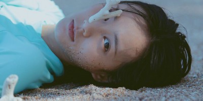 李一桐海岛度假照 素颜少女感爆棚惹人大赞