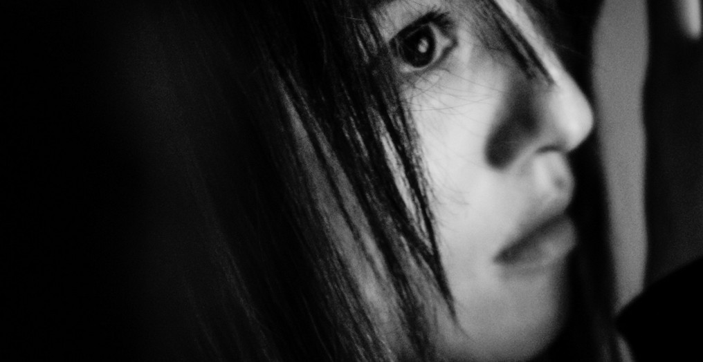 张韶涵新专辑首波主打《引路的风筝》上线 聆听内心荒凉找回心中的风
