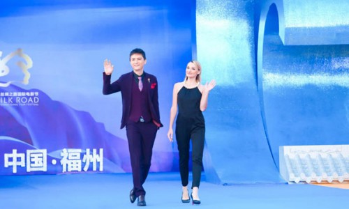 第六届丝路国际电影节闭幕 阿来与众星唱响青春“追梦人”